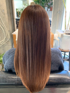 西葛西にある美容室「トゥーヘア（too hair ）」のヘアスタイル「愛されストレート[西葛西/西葛西北口]」